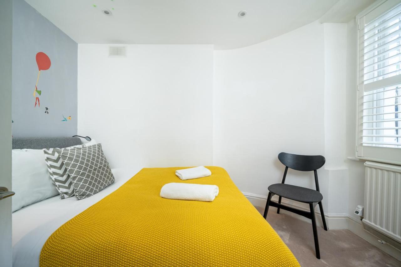 Sleek Flat With Communal Courtyard ลอนดอน ภายนอก รูปภาพ