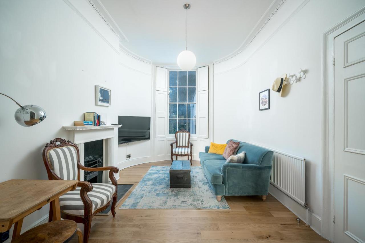 Sleek Flat With Communal Courtyard ลอนดอน ภายนอก รูปภาพ