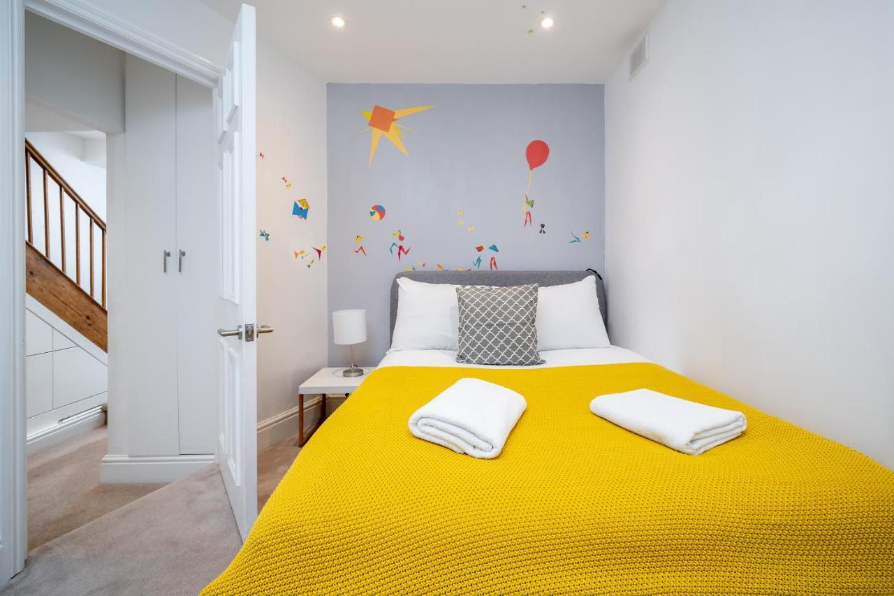 Sleek Flat With Communal Courtyard ลอนดอน ภายนอก รูปภาพ